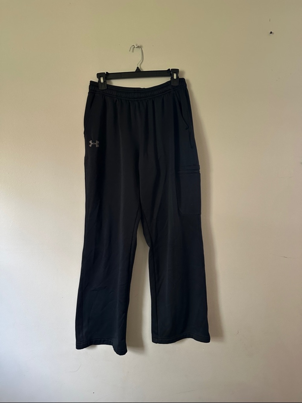 Under Armour Black Men's Performance Cargo Sweatpants